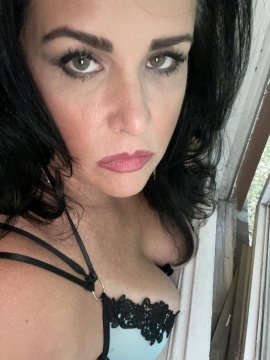 FélicitéKissandSeXx de Doubs, France